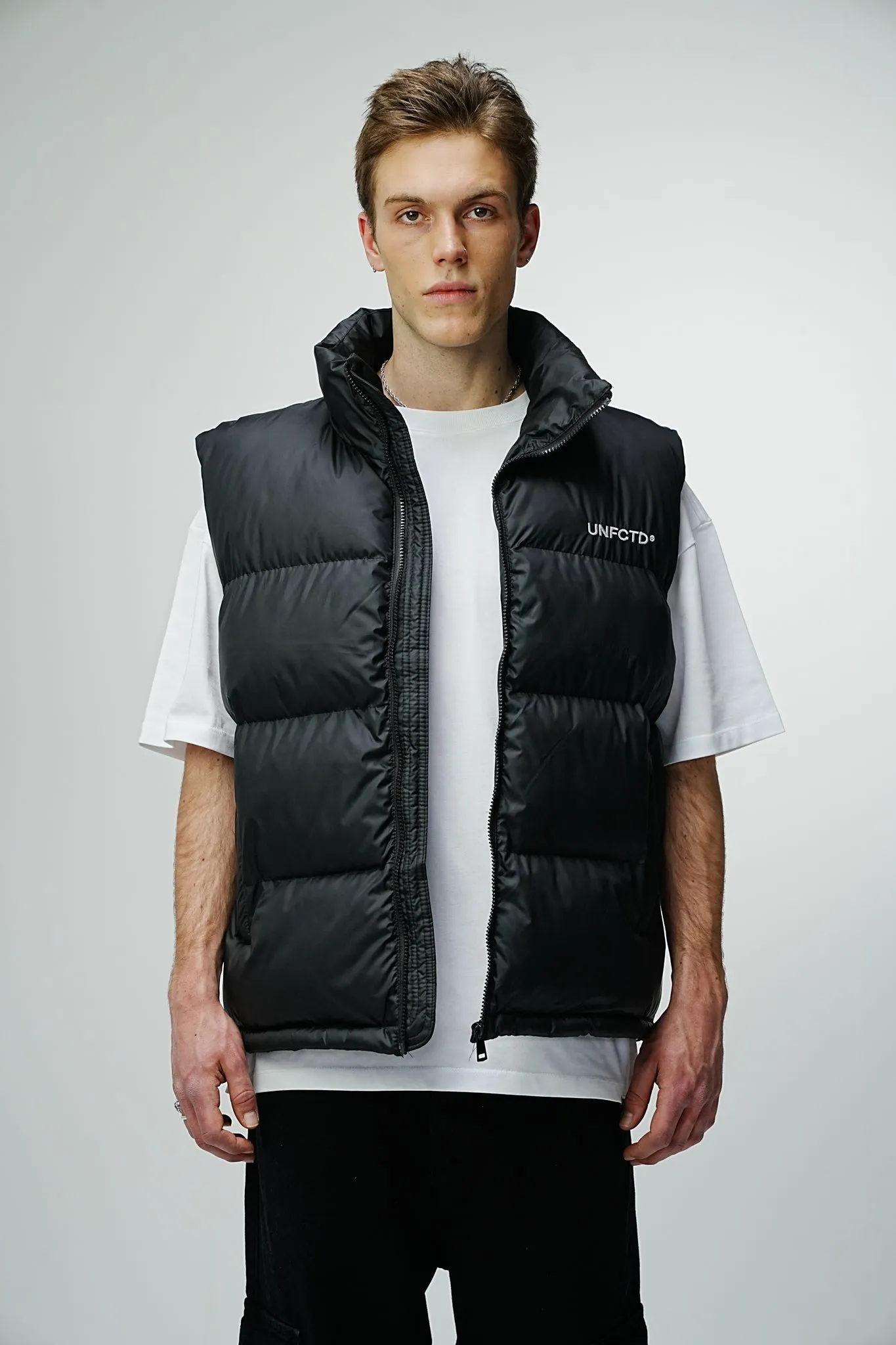 Airdrop Elite Puffer Vest - Jet Black