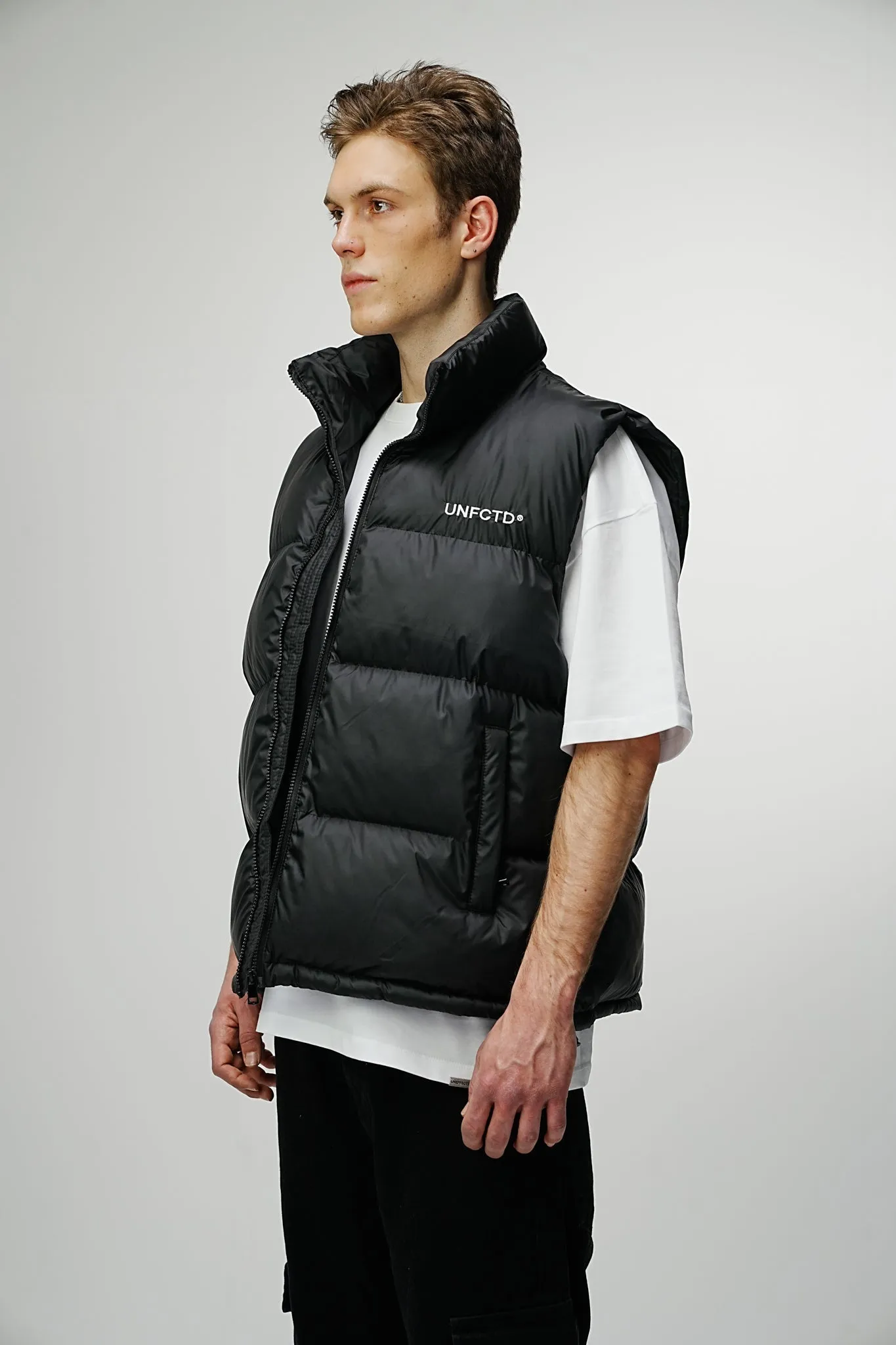 Airdrop Elite Puffer Vest - Jet Black