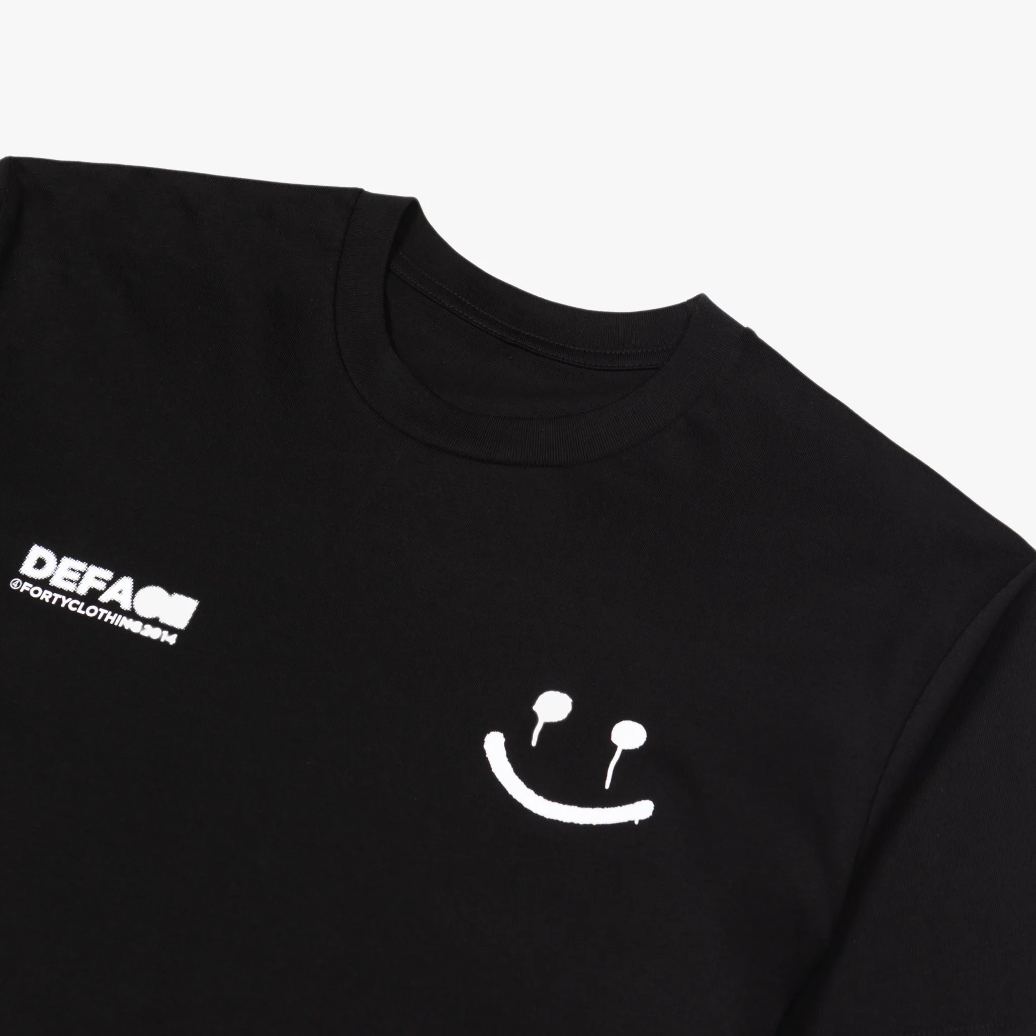 Deface Dot Tee (Black/White)