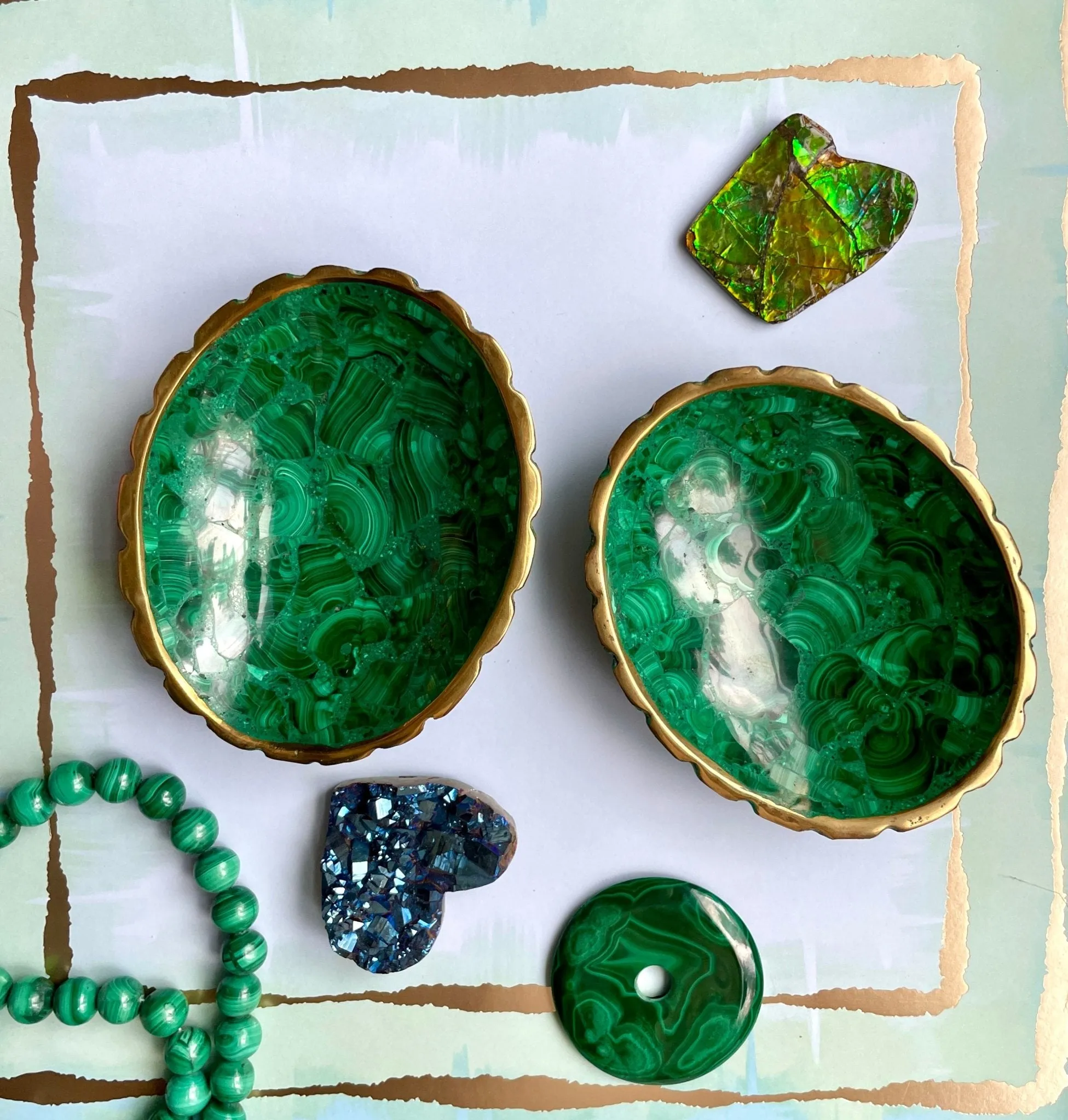 Malachite Bowl with golden edge